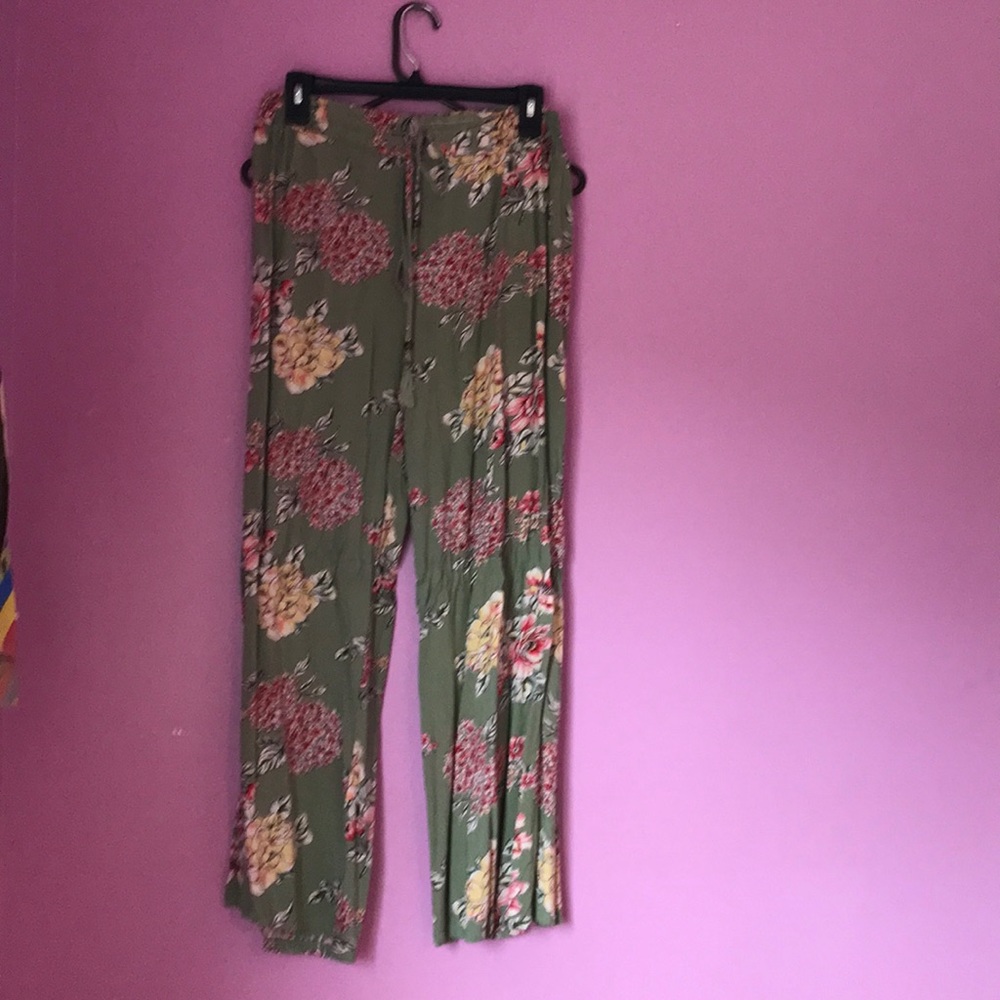 Flower print pants